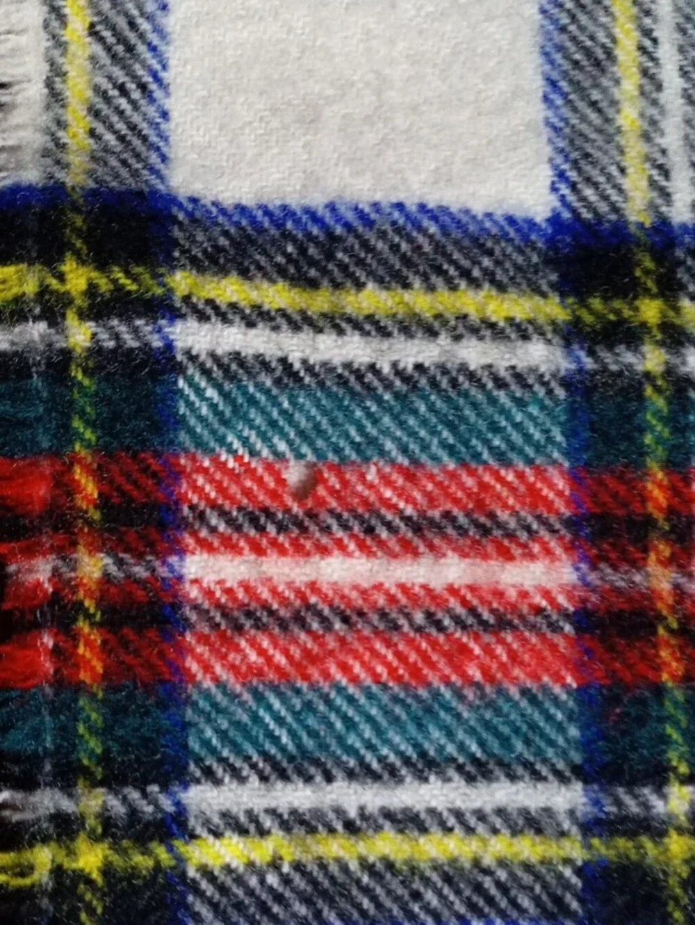 Highlands 100% Pure New Wool Tartan Scarf - Red/Green/Blue Plaid